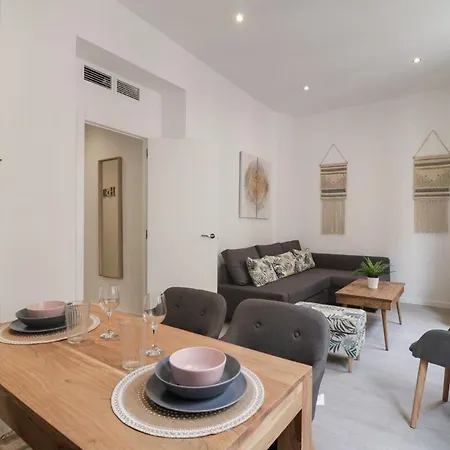 C93 - Trendy Two Bedrooms In Ollerias